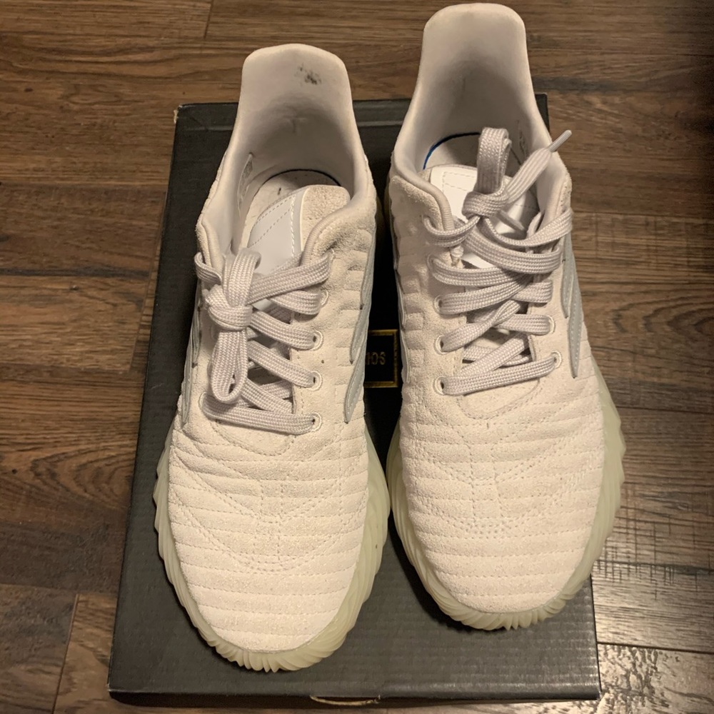 Adidas Sabakov